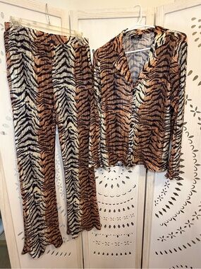 Dressed in LALA Brown and Black Tiger Stripe Shirt & Pants Plisse Set